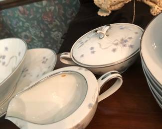 Suzette creamer & sugar