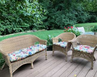 Wicker loveseat and 2 chairs set
