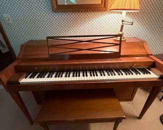 Baldwin piano