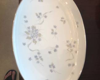 China serving platter