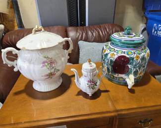 Antique Floral Porcelain Chamber Pot, Teapot  Ceramic Beverage Dispenser