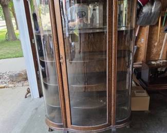 002 Antique Curved Glass Oak China Cabinet