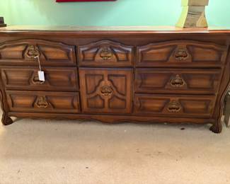 D18-$220 Stanley Dresser 72"x19.75"x30"