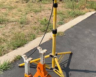 Twin-Head Work Light and Jack Stands