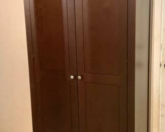 Freestanding Wardrobe Cabinet