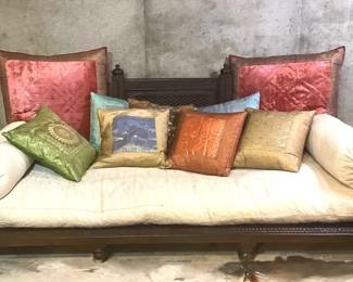Indian Jhula Daybed Sofa