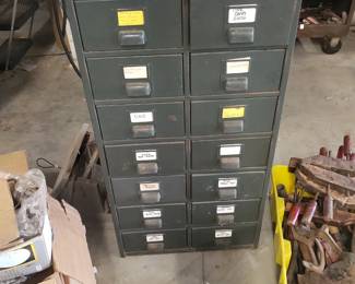 filling cabinet