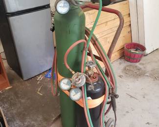 tank w/torch