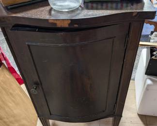 VINTAGE SMALL CABINET