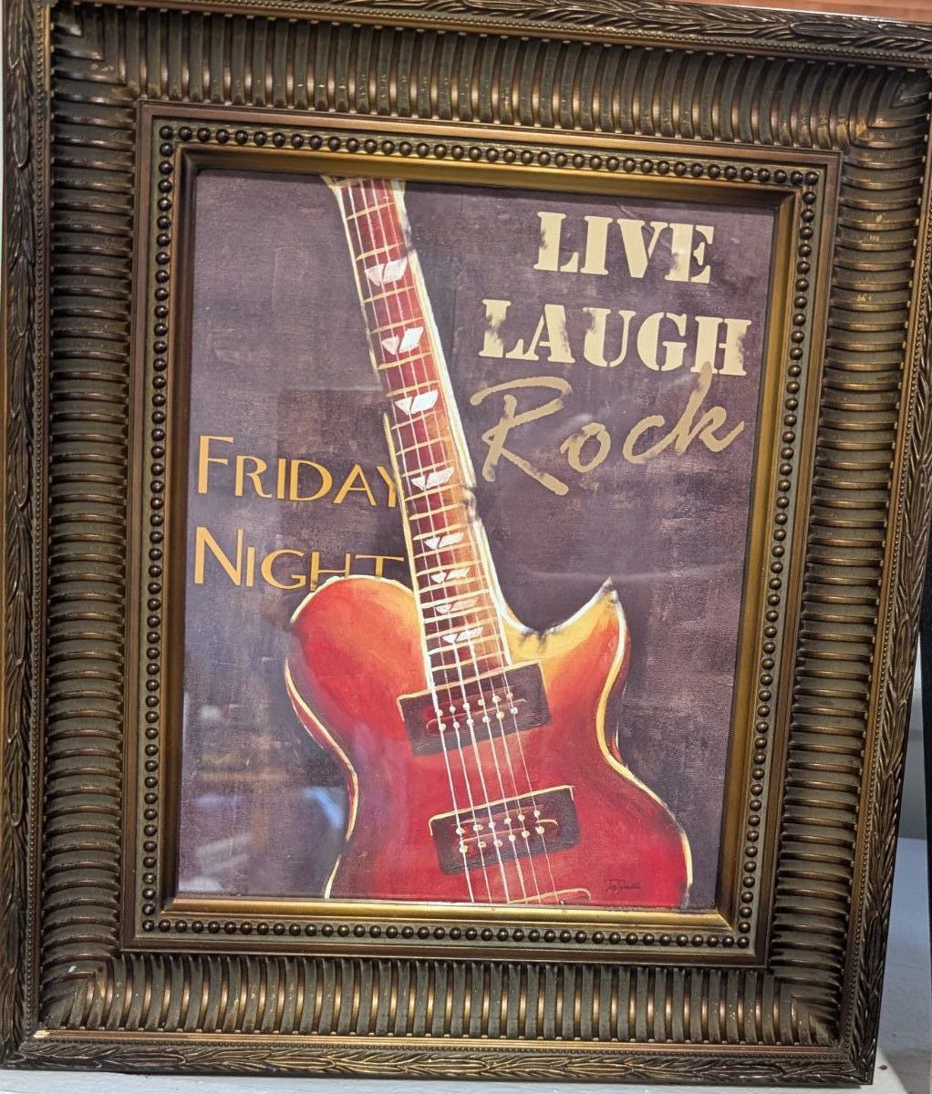 GUITAR WALL ART MEDIUM