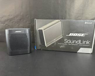 Bose SoundLink Bluetooth Mobile Speaker II Pair New Unused, One with Original Box