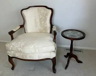 Vintage Upholstered Accent Chair with Floral Round Pedestal Side Table