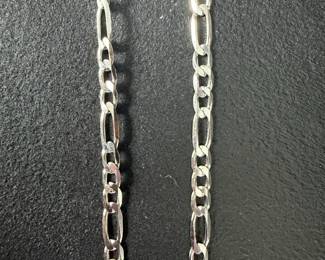 4.55g 14K White Gold Figaro Chain Necklace
