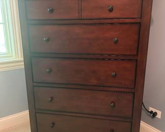 Tall chest of drawers.....