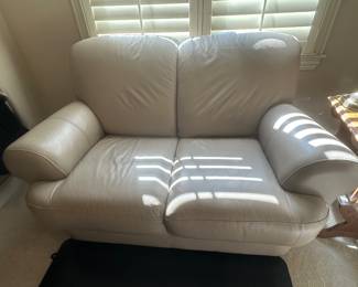 matching loveseat......