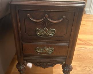 Antique side table with 2 drawers
