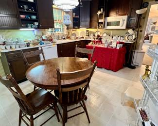 KITCHEN IS FULL