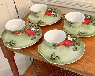 HOLIDAY SOUP AND SANDWICH SET