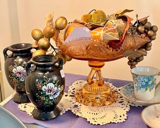 AMBER GLASS COMPOTE