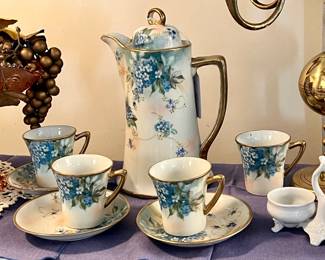 CHOCOLATE SET