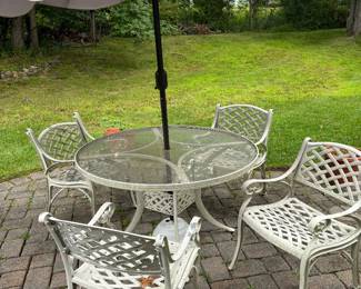 Patio iron table