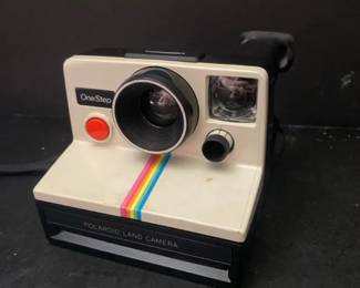 03 Polaroid OneStep Rainbow Land Camera