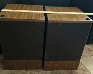 Pair of Vintage Bose 501 DirectReflecting Stereo Speakers