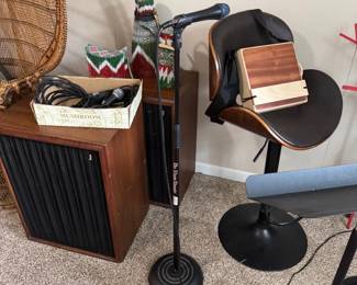 CajonTab, external snare drum, vintage Jensen speakers