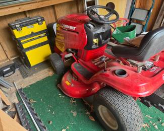 Troy-Bilt riding mower, 7 Speed Pony with accessories. 15.5HP 42"