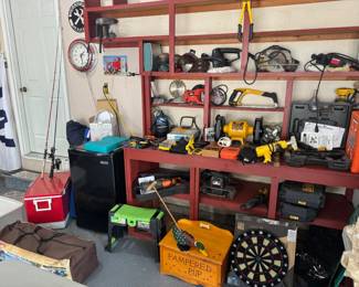 Nice clean garage
