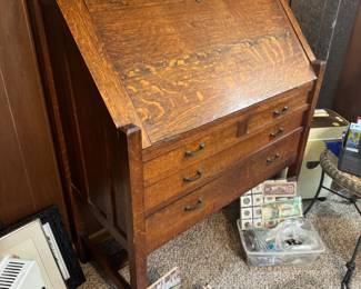 Gorgeous antique tiger oak craftsman style secretary 36x18x45"