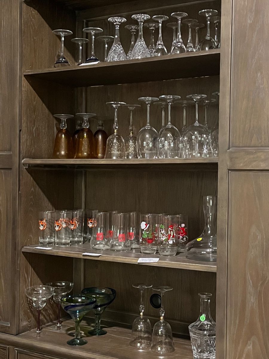 Assorted glassware