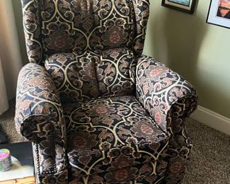 Bernhardt Recliner $75