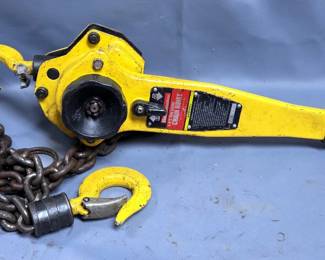 Haul Master 1 1/2 Ton Lever Chain Hoist, 3000 Lb. Capacity, Model 86106