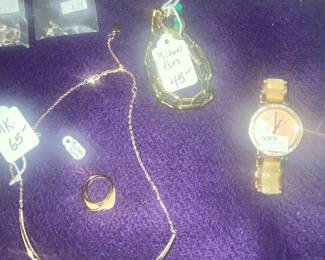 MICHAEL KORS PIECES, TOO!
