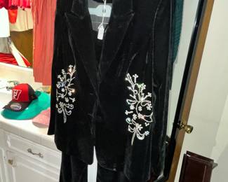 "REBA" 2PC OUTFIT