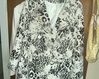 INTERESTING ANIMAL PRINT JACKET BY "ETHYL"