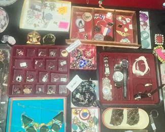 MANY WONDERFUL PIECES HERE!