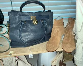 "MICHAEL KORS" PURSE 