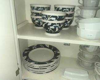 BOWLS AND MORE