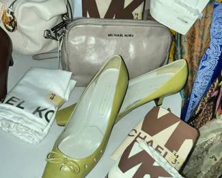 "BANDOLINO" SHOES & MORE "MICHAEL KORS"