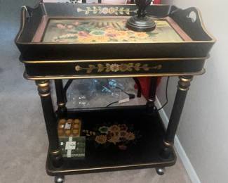 HAND PAINTED ROLLING SERVER w/ REMOVEABLE TRAY TOP