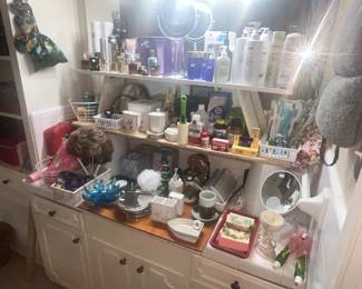 BATHROOM GOODIES