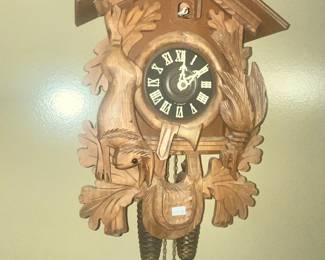 WONDERFUL VINTAGE CUCKOO CLOCK