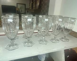 BEAUTIFUL CLEAR GLASS GOBLETS - SET OF 10
