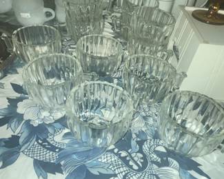 JEANNETTE CLEAR GLASS PUNCH CUPS