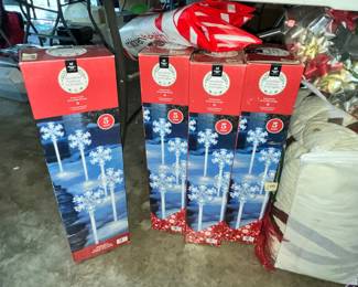SNOWFLAKE OUTDOOR LIGHTS