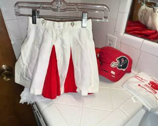 VHS CHEERLEADER OUTFITS!