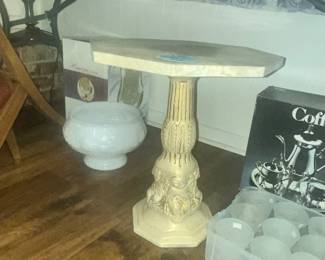 MARBLE TOP ACCENT TABLE