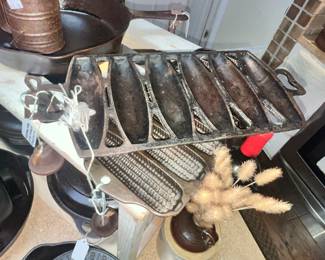 UNMARKED "VIENNA ROLL" PAN